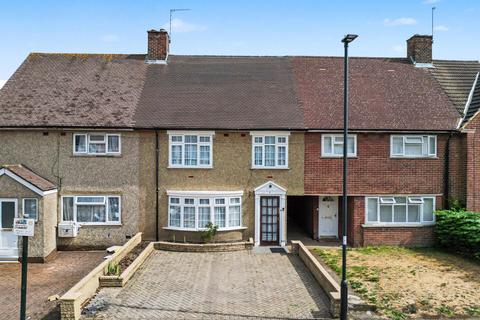 Roedean Avenue, Enfield