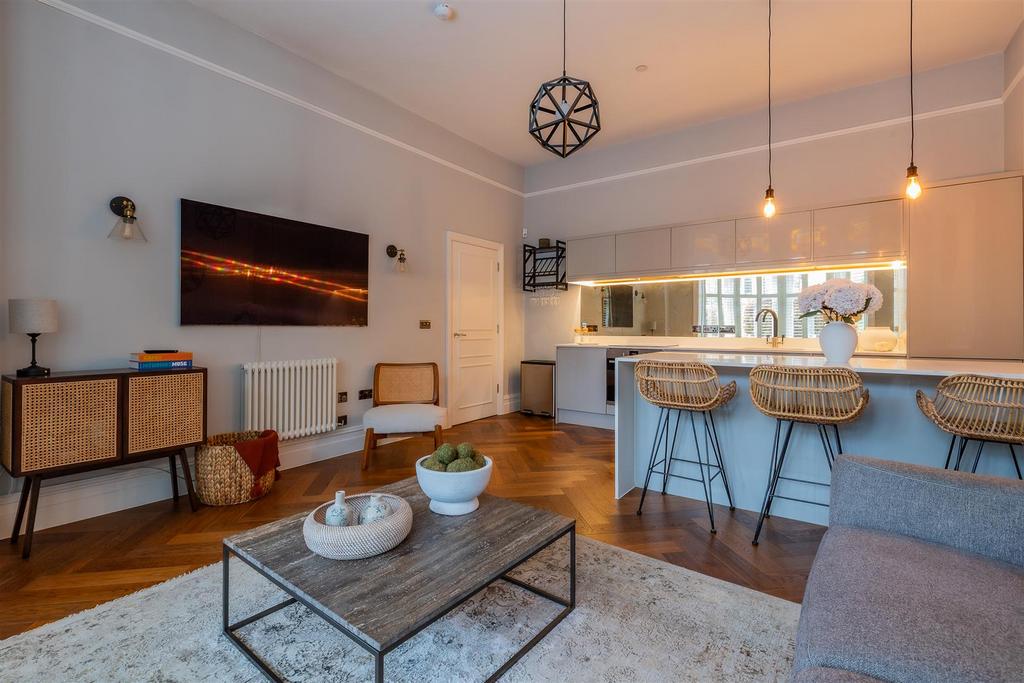 House in Cardiff - View 5