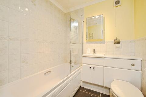 3 bedroom detached house for sale, Park Hill, Tredegar