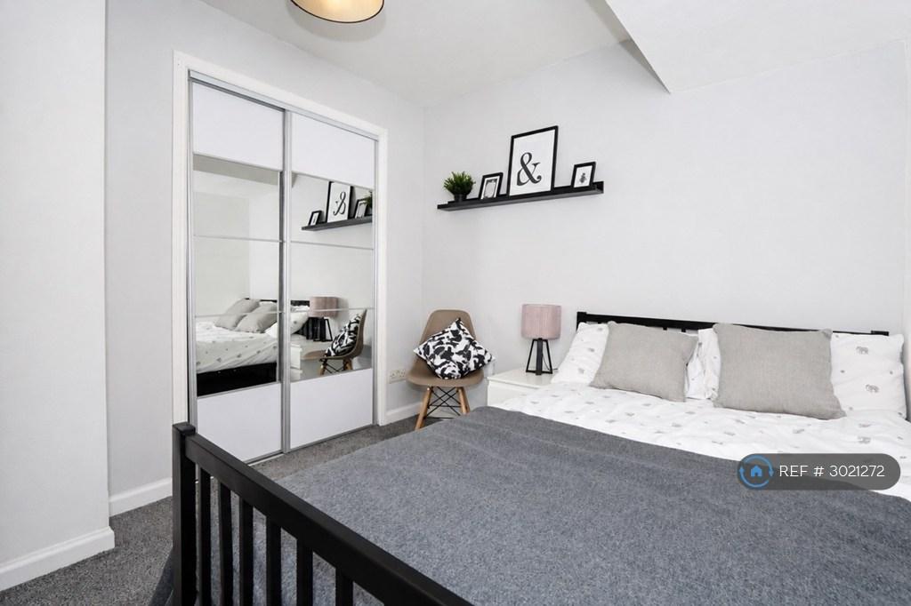 Apartment in Glasgow - More