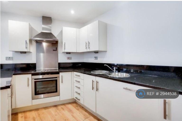 Apartment in London - View 2