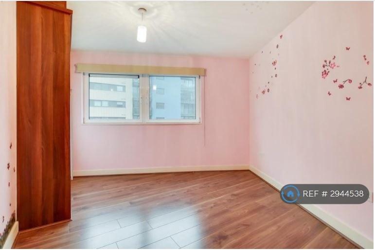 Apartment in London - View 3
