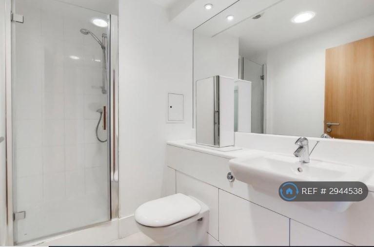 Apartment in London - View 5