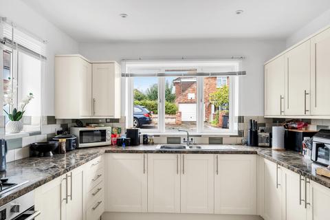 2 bedroom detached bungalow for sale, LYNMOOR ROAD, GREENHILL, WEYMOUTH