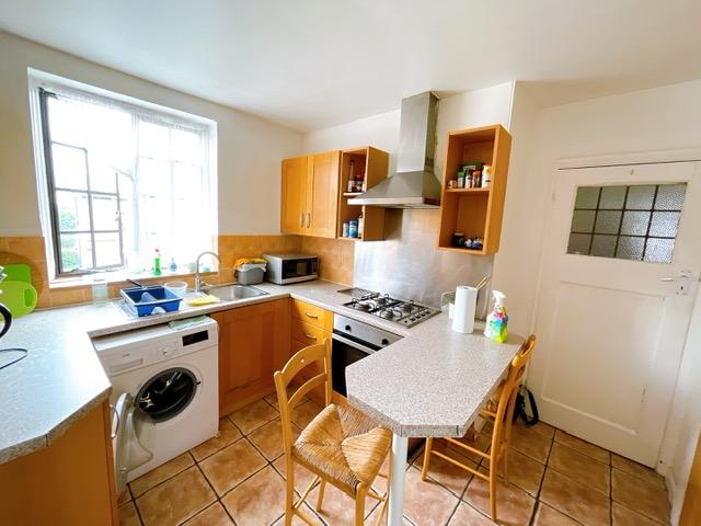 House in London - View 3