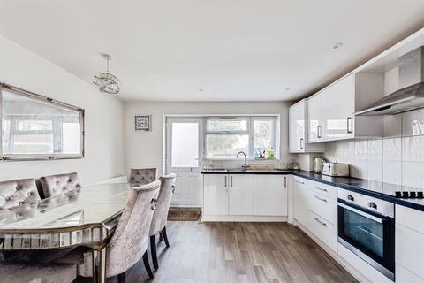 2 bedroom end of terrace house for sale, Samphire Road, OXFORD
