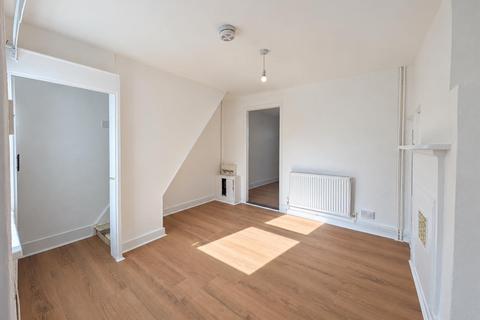 2 bedroom terraced house to rent, Greenstead Road, Colchester, CO1