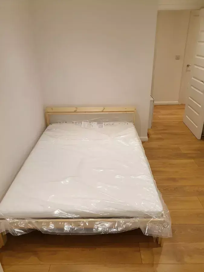Apartment in Yiewsley - View 4