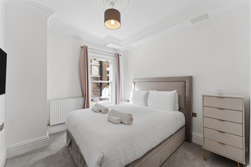 Apartment in London - View 4
