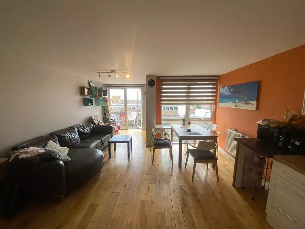 Apartment in London, Perivale - View 2