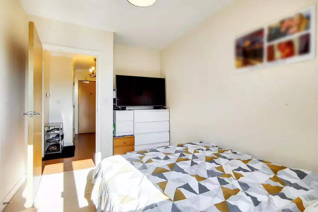 Apartment in London - More