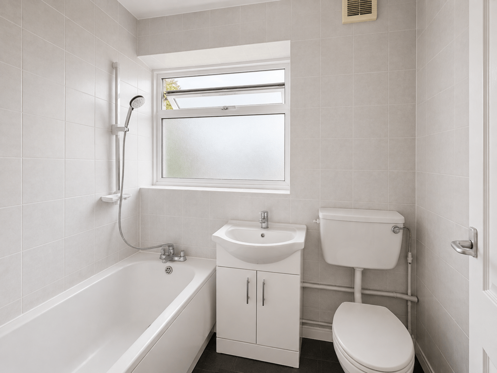 Apartment in WEMBLEY - View 5