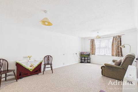 1 bedroom retirement property for sale, Balmoral Court, Springfield Road, CM2 6JQ
