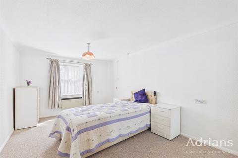 1 bedroom retirement property for sale, Balmoral Court, Springfield Road, CM2 6JQ