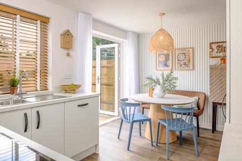 2 bedroom terraced house for sale, Kew at Kingfisher Park, RH19 Crawley Down Road, Felbridge RH19