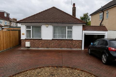 3 bedroom house to rent, Bedonwell Road, Bexleyheath