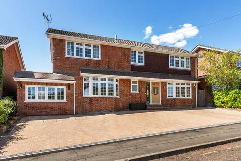 4 bedroom detached house for sale, Ruckles Way, Amersham, Buckinghamshire, HP7 0BZ