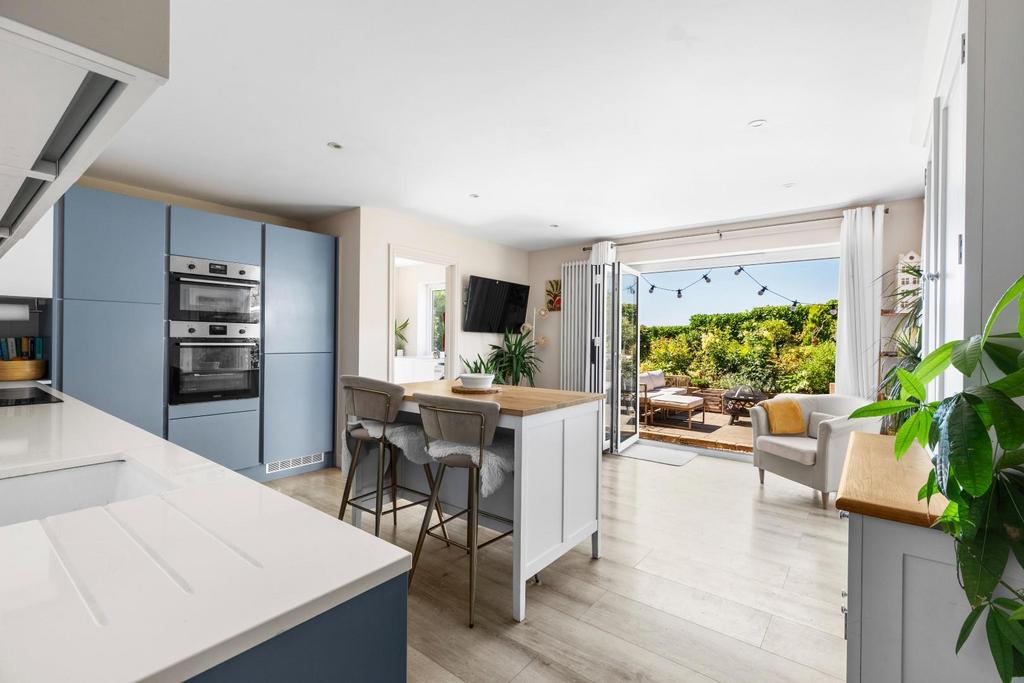 House in Amersham - More