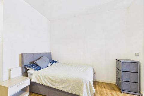 Studio for sale, The Kingsway, City Centre, Swansea, SA1