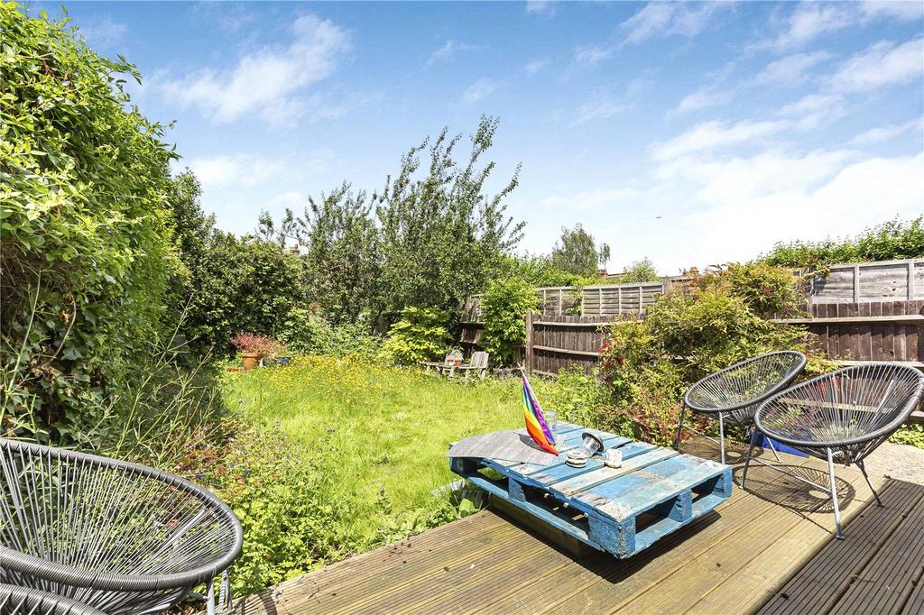 Apartment in London - View 3