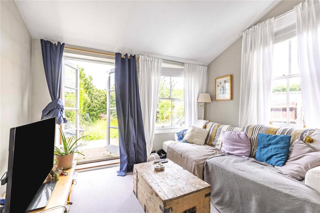 Apartment in London - More
