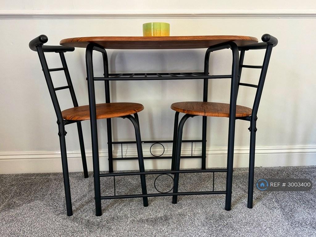 Apartment in Hove - More