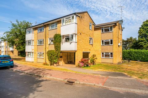 undefined, Chenies Close, Kent TN2