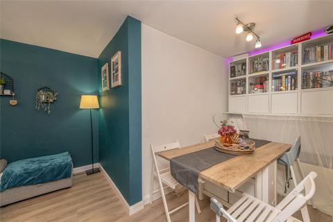 3 bedroom terraced house for sale, Barntongate Terrace, Edinburgh EH4