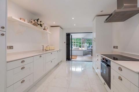 4 bedroom detached house for sale, Bosman Drive, Windlesham GU20
