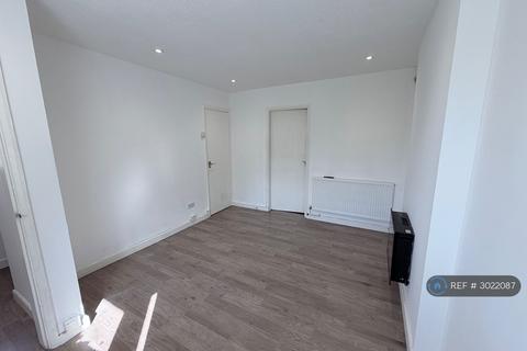 2 bedroom semi-detached house to rent, Kent St North, Birmingham, B18