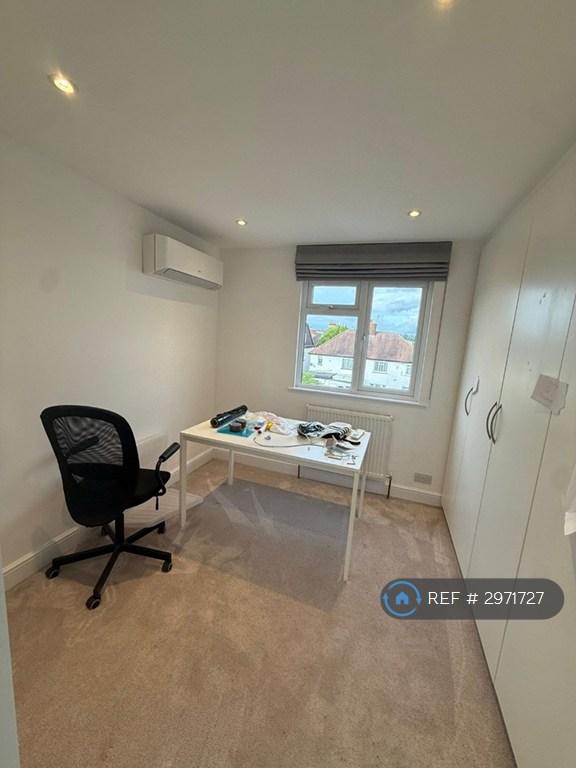 House in London - View 4