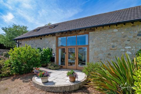 4 bedroom barn conversion for sale, Puckwell Farm, Niton