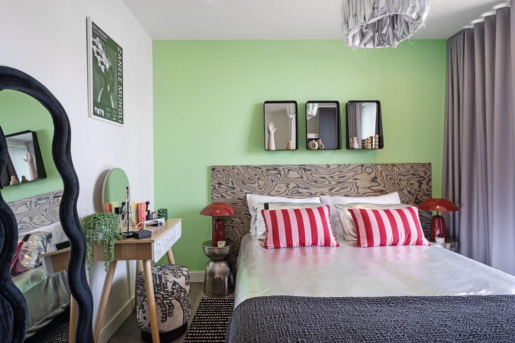 Apartment in London - View 2