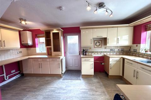 3 bedroom detached house to rent, Plum Way, Willand, Cullompton, Devon, EX15