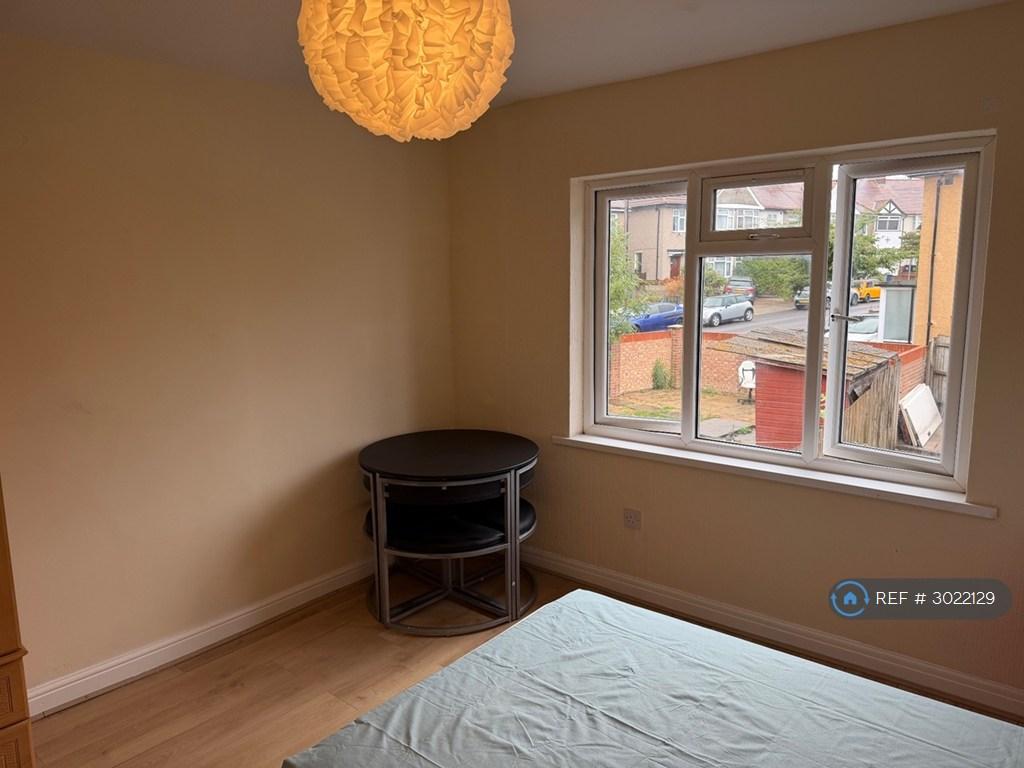 House in Northolt - View 5