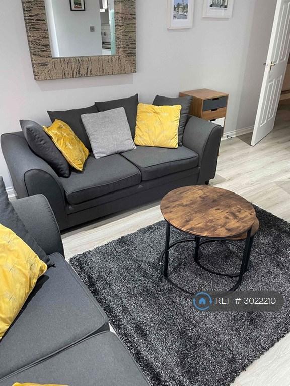 Apartment in Glasgow - View 3