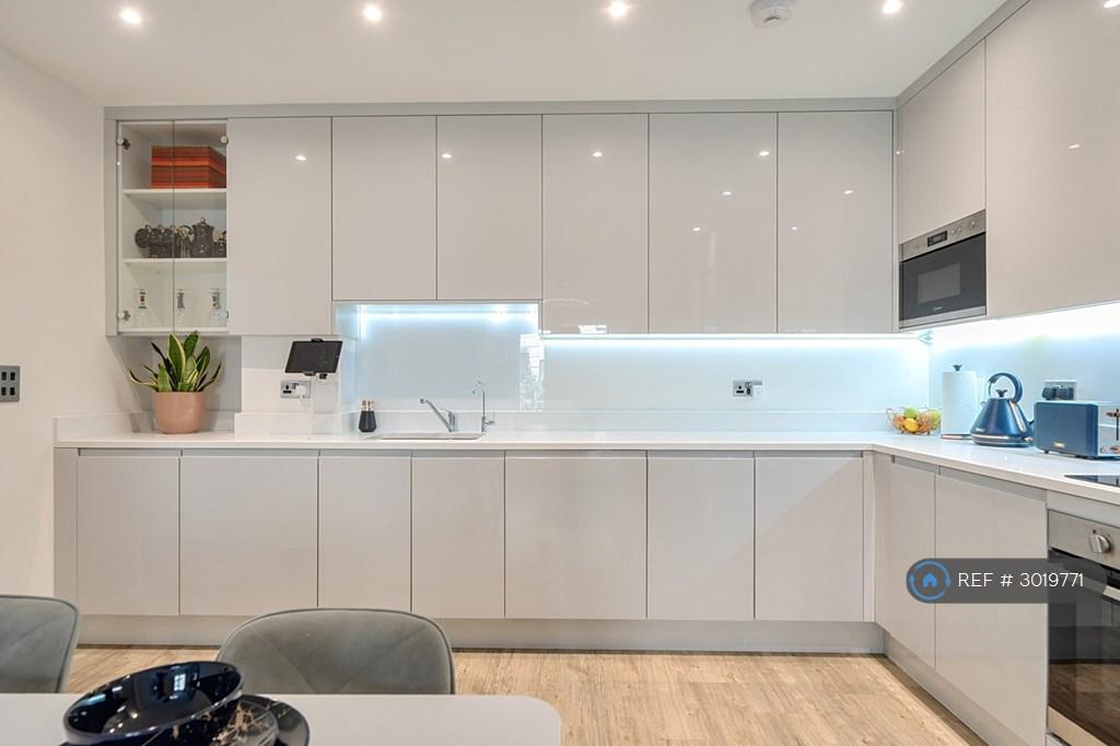 Apartment in London, Royal Borough of Greenwich - View 2