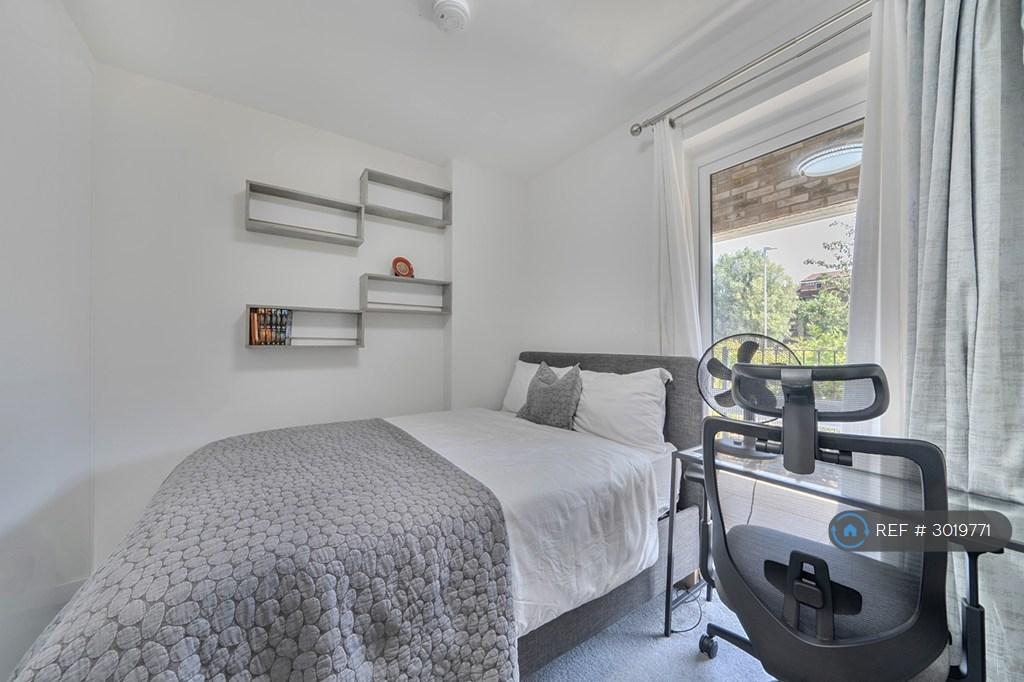 Apartment in London, Royal Borough of Greenwich - More