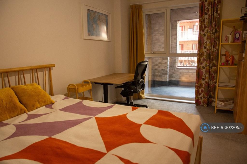 Apartment in London - View 3
