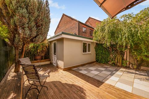 4 bedroom semi-detached house for sale, Ropemaker Road, London, SE16