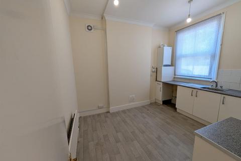 1 bedroom flat to rent, Fernham Road, Thornton Heath