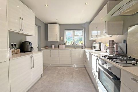 4 bedroom semi-detached house for sale, East Grinstead, West Sussex