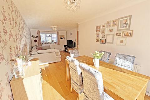 4 bedroom semi-detached house for sale, East Grinstead, West Sussex