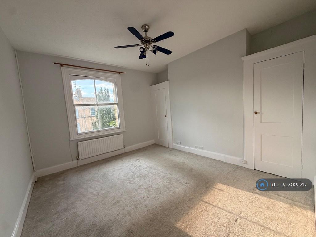 Apartment in Hove, Brighton and Hove - View 3