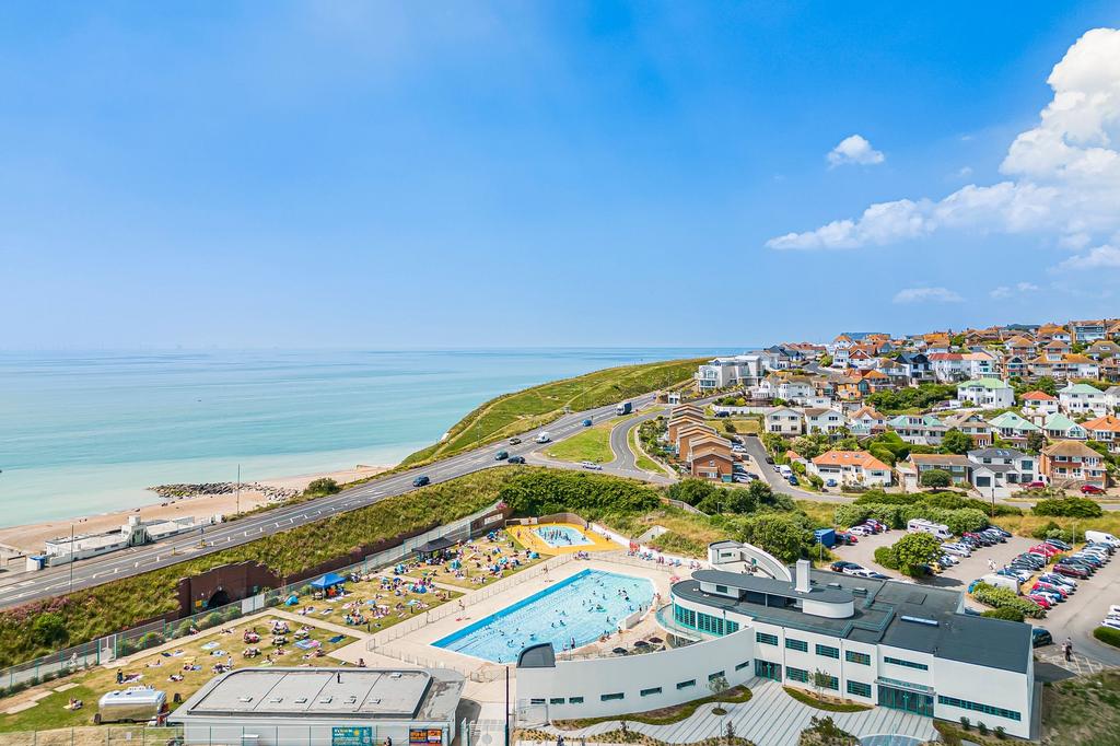 Apartment in Brighton - View 5