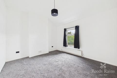 2 bedroom semi-detached house for sale, Wythenshawe Road, Greater Manchester M23