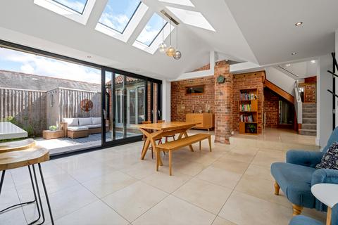 5 bedroom barn conversion for sale, Upper Broughton LE14
