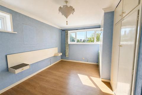 1 bedroom flat for sale, Curlew Close, Cardiff