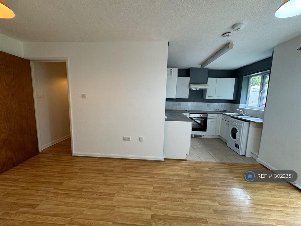 Apartment in Nottingham - View 5