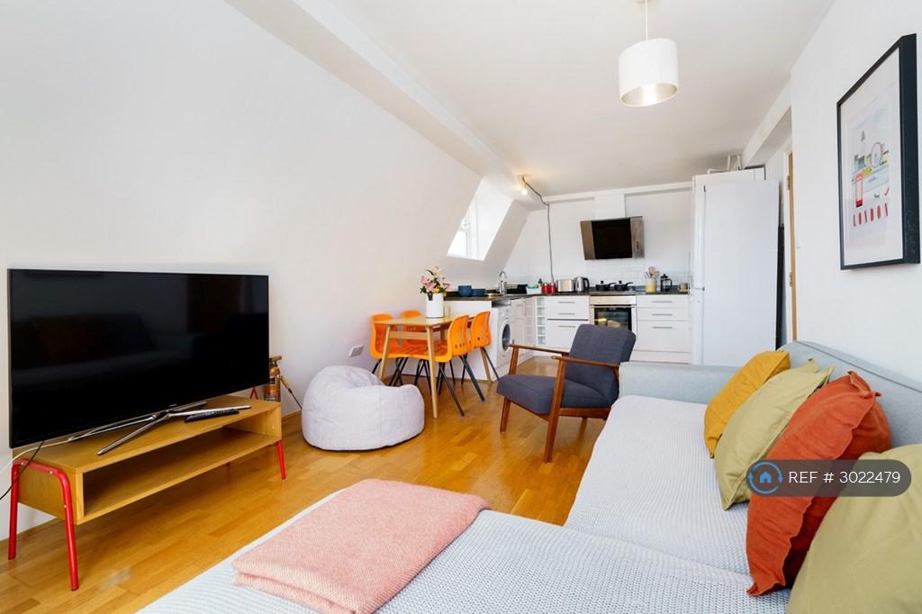 Apartment in London - View 3